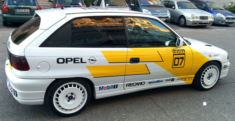 Opel1WEB